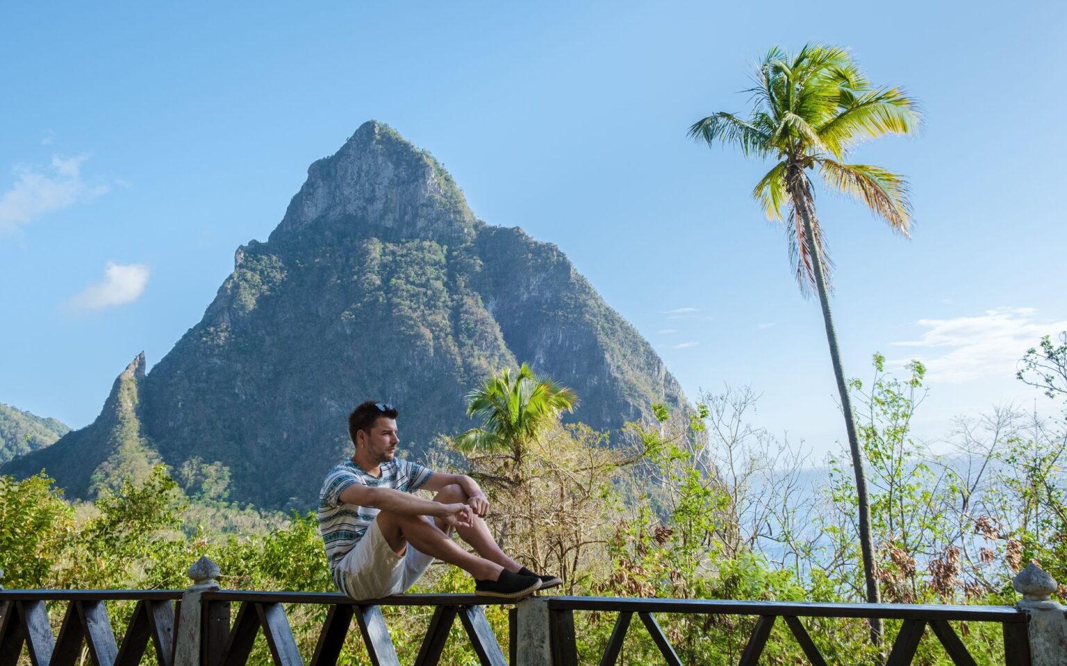 The Pitons in St. Lucia: The Ultimate Guide - ResortHatch
