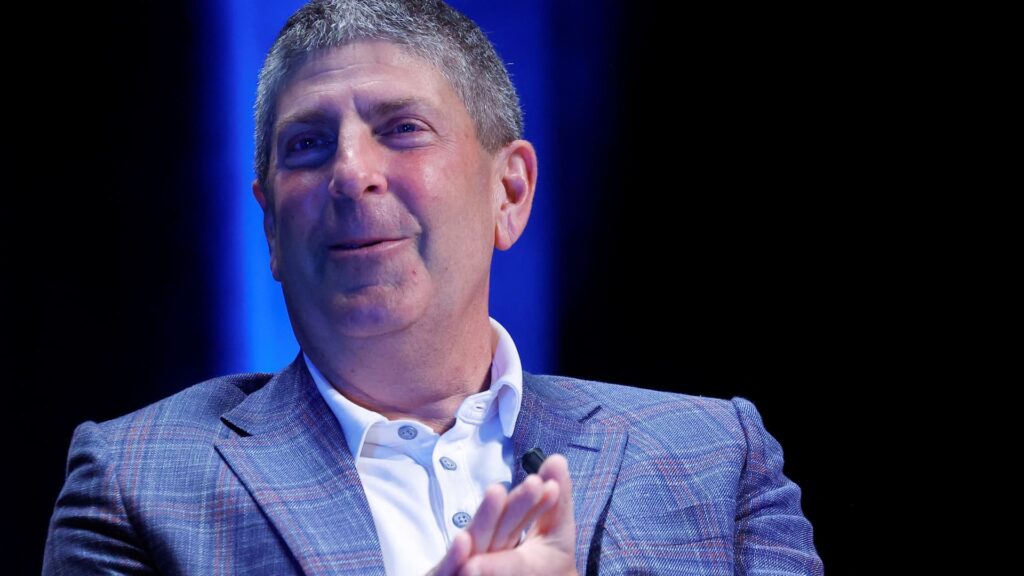 Paramun Shell Jeff Shell as Paramount president may have runway to make bold changes ...